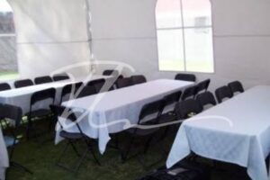 Mesas y sillas plegables