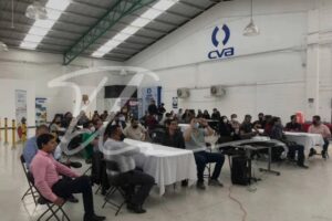 Mesas y sillas plegables