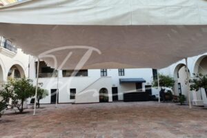 Carpa con cielo de olas Carpa con cielo de olas
