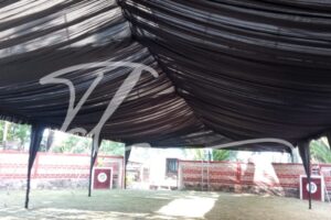 Carpa con cielo plisado negro Carpa con cielo plisado negro