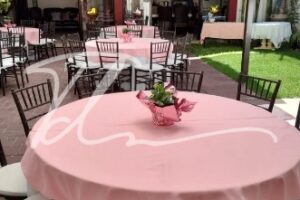 Mesa redonda, silla Tiffany Mesa redonda, silla Tiffany